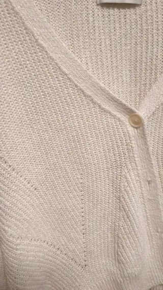 Chaqueta Stradivarius blanca botones