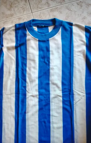 CAMISETA DE FUTBOL AÑOS 60/70.
