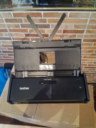 Scanner Brother ADS-1100W
