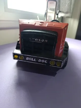 Camión Rico Bull-Dog Sanson