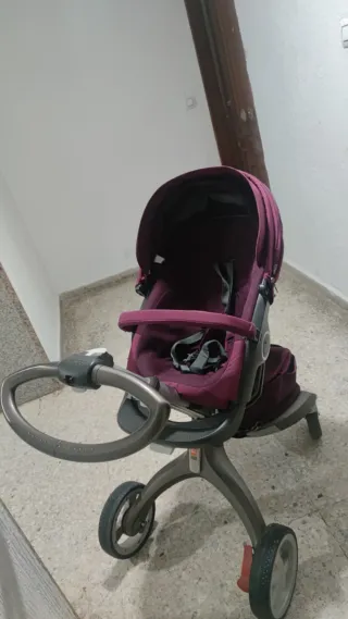 Carro de bebé Stokke Xplory morado