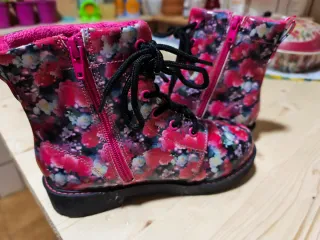 Botas Niña Flores Talla 33