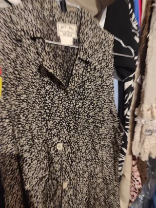 Blusa BIP BIP IBIZA floral negra y blanca