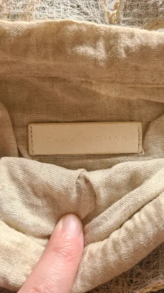 Carteira Zara bege redonda nova