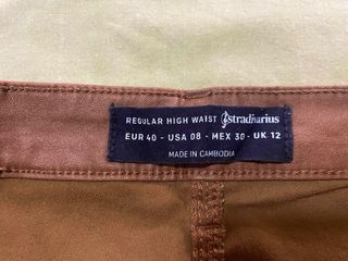 Pantalón Stradivarius 40