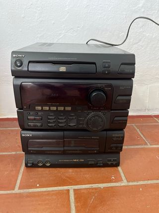 Mini cadena Sony MHC-701