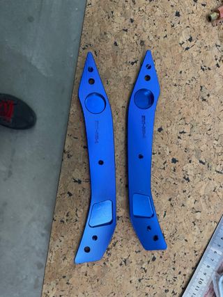 Adorno aluminio XMAX