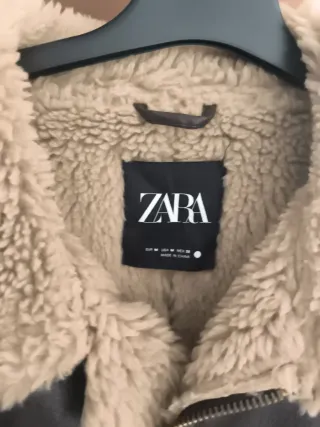 Cazadora Zara doble faz efecto piel M