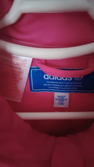 Chaqueta Adidas rosa con rayas