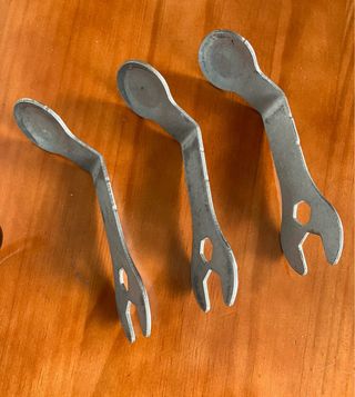 Porta bidón y 3 desmontables antiguos