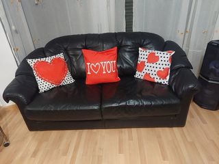 Sofá cama de piel negro