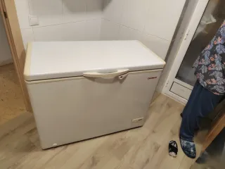 Congelador arcón blanco