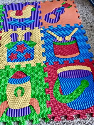 Puzzle per bambini in tappeto 9 pezzi 29x29