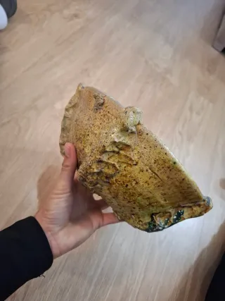 Cuenco de cerámica antiguo