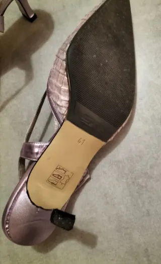 Zapatos de noche y fiesta de señora. T. 41. Capri.