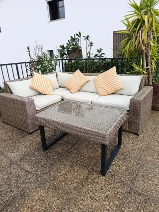 Conjunto Sofá y Mesa Exterior