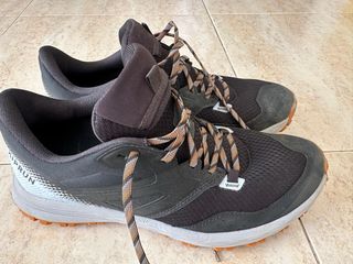 Zapatillas trail running hombre Quechua 43