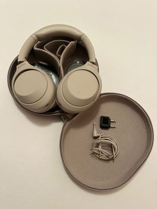 Auriculares Sony WH-1000XM4 Beige/Gris