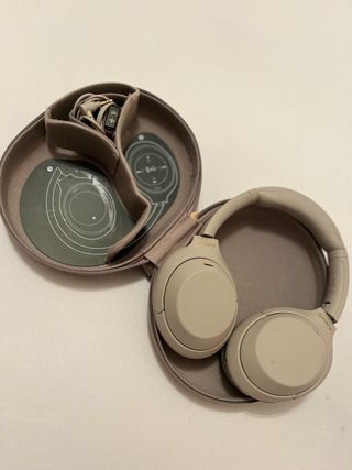 Auriculares Sony WH-1000XM4 Beige/Gris