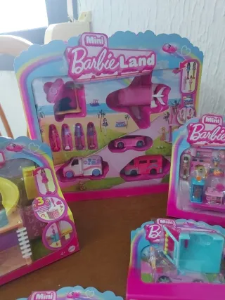 Mini Barbie Land Playset