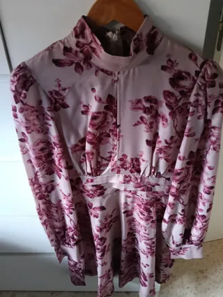 Vestido floral rosa y morado