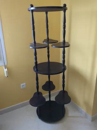Estantería de madera oscura desmontable