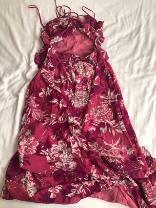 Vestido Zara floral rosa y morado