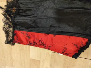 Corpiño Negro y Rojo con Encaje y tanga