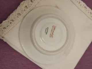 Taza y plato antiguo dorado