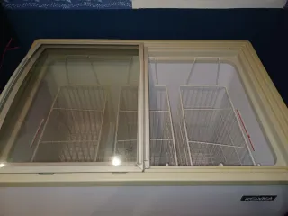 Congelador horizontal Koxka 184L blanco