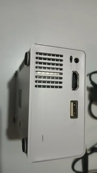 Mini proyector LED