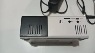 Mini proyector LED