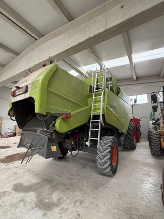 Cosechadora Claas Tucano 430 APS