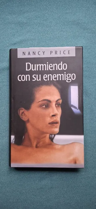 Libro: Durmiendo con su enemigo