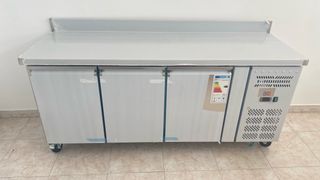 Mesa Refrigerada 3 Puertas Acero Inoxidable