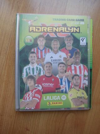 ALBUM ARCHIVADOR ADRENALYN 2024-25 PANINI VACÍO