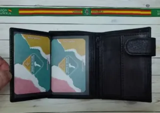 CARTERA CON MONEDERO PIEL LEGION + REGALO PULSERA