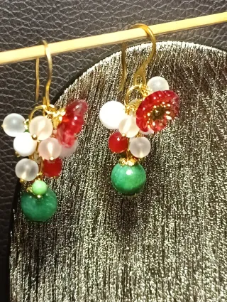 Orecchini agata verde, fiori Murano rossi