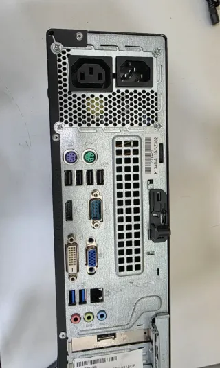 Ordenador Fujitsu Intel I7 - 12GB - SSD + HDD