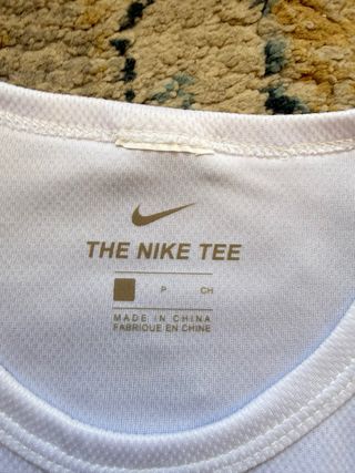Camiseta Nike blanca