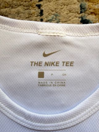 Camiseta Nike blanca