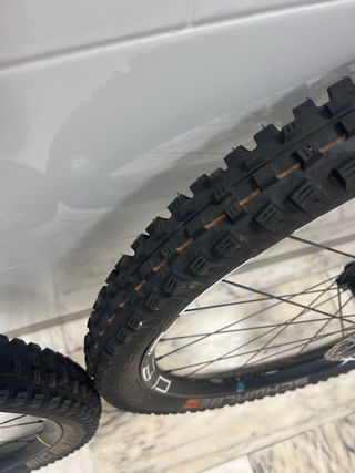 Ruedas Mavic Deemax 29 Boost Tubeless