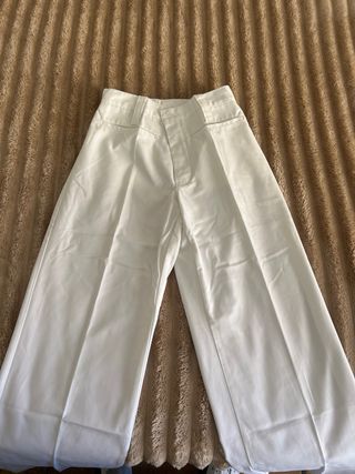 Pantalón blanco tropical ancho