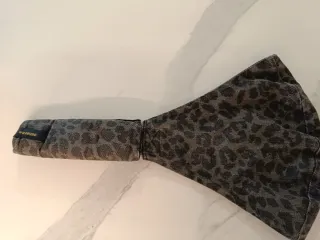 Porta bebes WILDRIDE  Leopardo gris