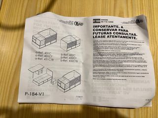 Cuna convertible en cama, cajones, mesa y estanter