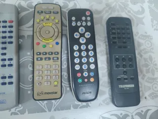 Mando a distancia universal TV televisión antigua