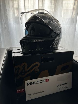 Casco SHARK Talla M Pinlock 70