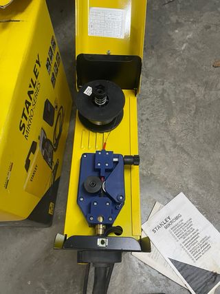 Soldadora Stanley Mikro-Series MOG Con mascara.