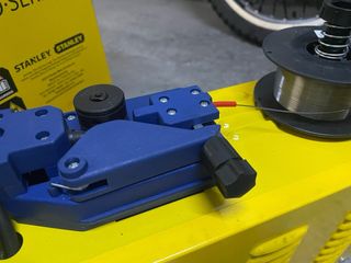 Soldadora Stanley Mikro-Series MOG Con mascara.