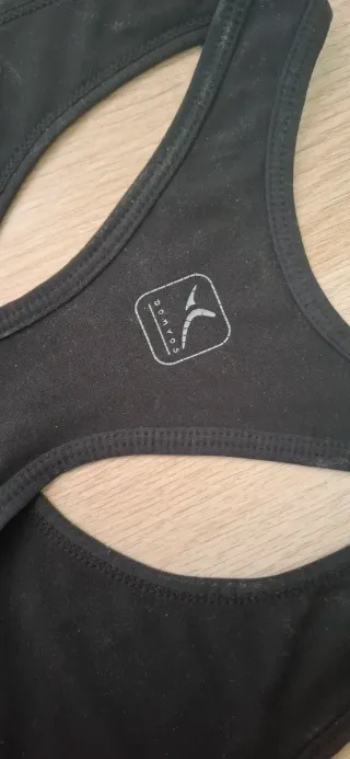 Camiseta tirantes Domyos negra